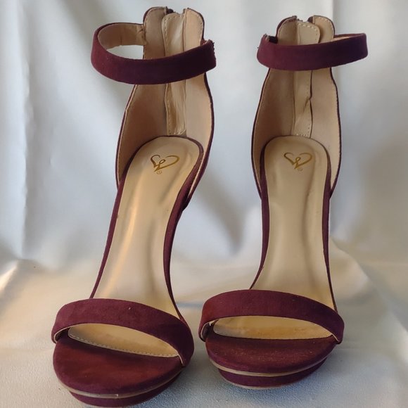 Windsor purple 5" stiletto heel, size 7.5. - Picture 1 of 6